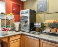 Quality Inn & Suites Farmington - breakfast