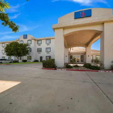 Motel 6 Decatur, TX