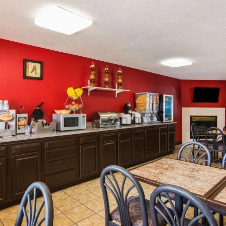 Ramada by Wyndham Sioux Falls