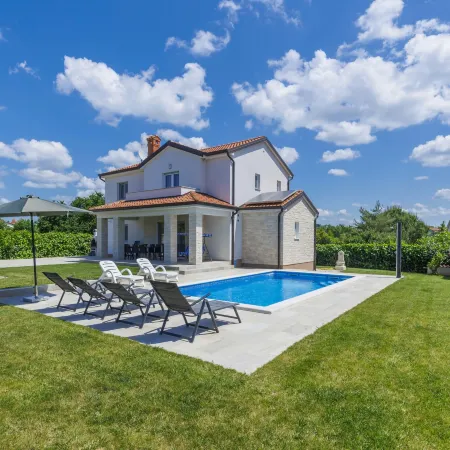 Villa Zirdum