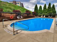 Hampton Inn Greensburg Hotel di Unity Township