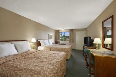 Days Inn by Wyndham Auburn Hotels in Auburn