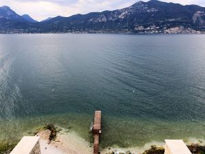 Apt. Lake Garda with Very Panoramic View