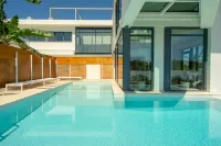 Luxury Villa Mirror - 200Meters from the Beach! - Villaer