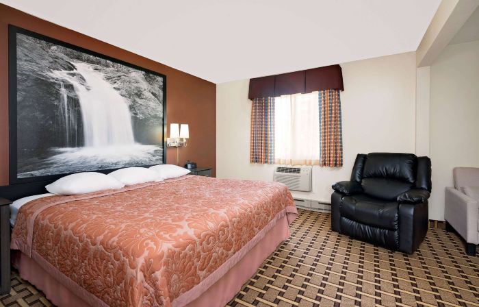 Super 8 by Wyndham Ashland