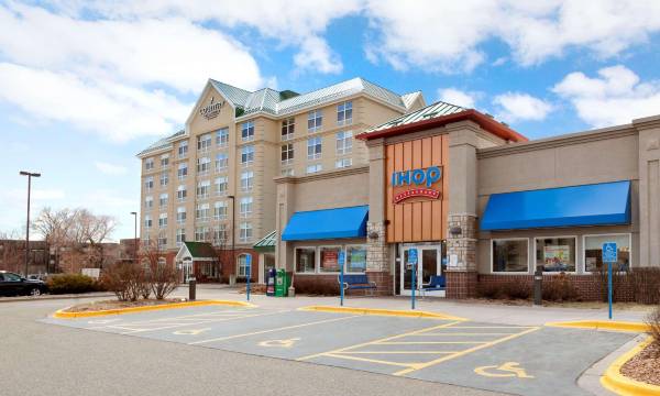 Country Inn & Suites by Radisson, Bloomington at Mall of America, MN