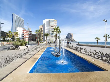 Arenal 03 Отели рядом с достопримечательностью «Observatori d'aus de Les Salines»