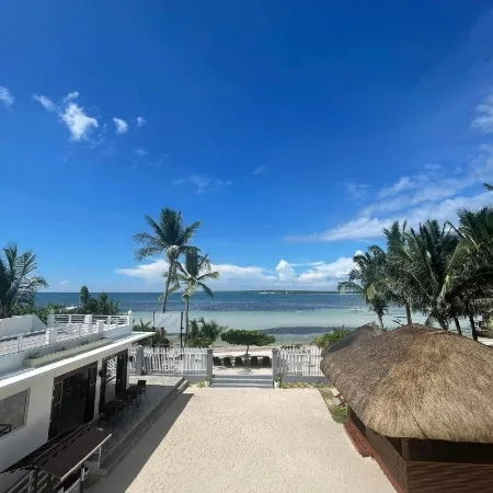 Maykenn Beach