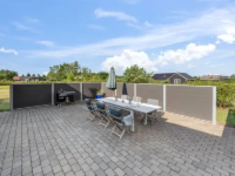 "Hendrina" - 250m to the Fjord Hotels in Skjern