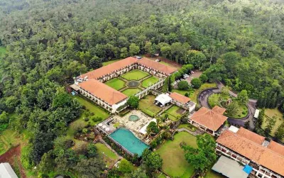 d'Emmerick Salib Putih Hotel Salatiga Hotel dekat Kopeng Treetop Adventure Park