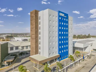 One Guadalajara Periferico Norte Hotels in Tesistán