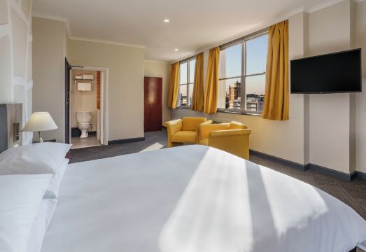 Protea Hotel Lusaka Cairo Road Over view