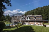 Grand Hotel Terme di Comano Отели в г. Стенико