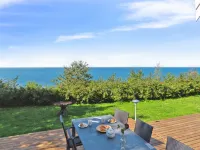 "Heli" - 200m from the Sea