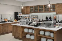 Homewood Suites by Hilton Greenville - breakfast