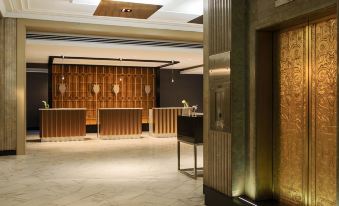 Renaissance Cincinnati Downtown Hotel