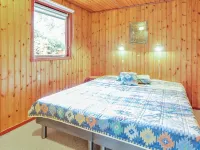 "Gunsten" - 2.3km from the Sea Hotels in Henne