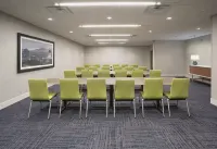 Holiday Inn Express & Suites ST Peters Hotel di O'Fallon