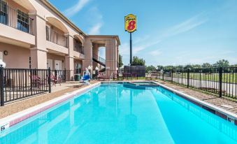 Super 8 by Wyndham Greenville