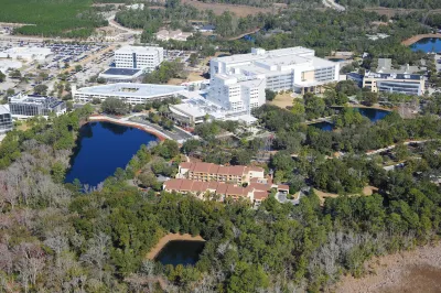 Courtyard Jacksonville at the Mayo Clinic Campus/Beaches