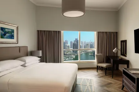 Dubai Marriott Harbour Hotel & Suites