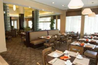 Hilton Garden Inn Charlotte/Concord - breakfast