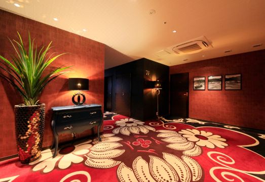 호텔 객실 내부