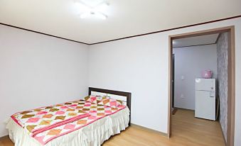 Taean Sea Aroma House Pension