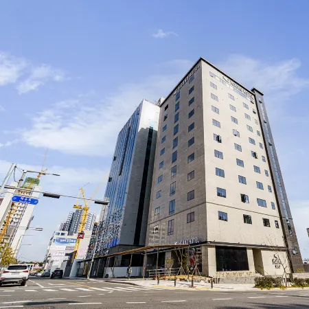 Busan Gijang Hound Gijang Ilgwang Отели рядом с достопримечательностью «Пляж Имранг»