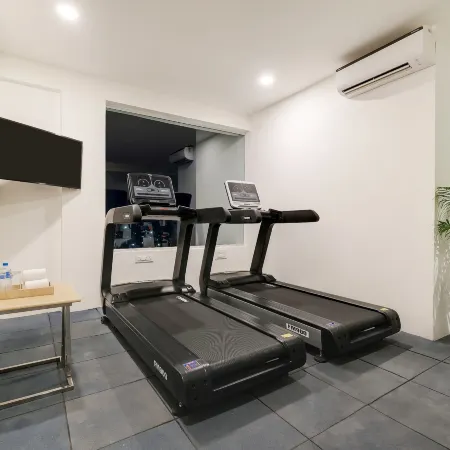 Red Fox by Lemon Tree Hotels, Vijayawada Отели рядом с достопримечательностью «Храм Канакадурга»