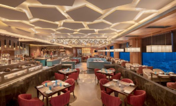 4. 래디슨 블루 타..