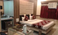梅特羅飯店 Shiv mandir Shankarpura附近的飯店