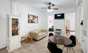 Centrally Located Apartment Near the Obelisco in Buenos Aires Num7826