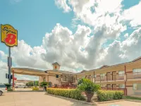 Baymont by Wyndham New Braunfels TX - spa