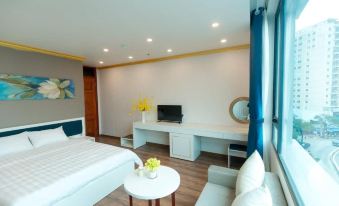 Honeymoon Hotel