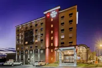Best Western Plus Landmark Inn Các khách sạn ở Laconia
