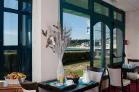 Hôtel de l'Océan Concarneau - breakfast