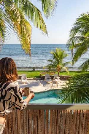 Fishermans Resort Life Отели рядом с достопримечательностью «Playa La Zunganera»