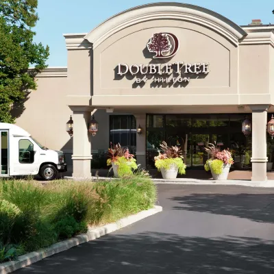 DoubleTree by Hilton Hotel Chicago - Alsip Hotels near Sts. Martha, Mary and Lazarus Parish - St. Margaret of Scotland Church
