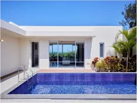 The Pool & Sauna Villa MOTOBU - Private Pools