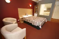 Forbes Victoria Inn Hotels in Forbes