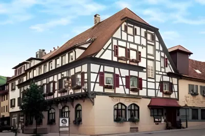 Flair Hotel Vier Jahreszeiten Các khách sạn gần Rathaus Bad Urach