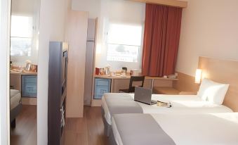 Ibis Adana