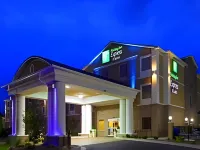 Holiday Inn Express & Suites Carlisle - Harrisburg Area Hotels in Carlisle