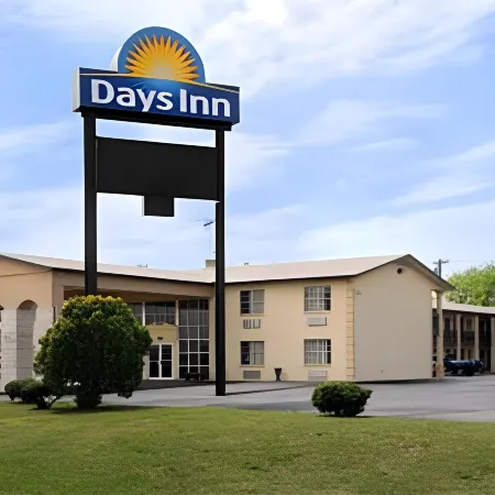 Knights Inn Greenville, TX