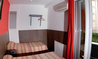 Be Ramblas Guest House