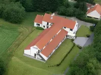 Domaine du Blé Hotel dekat Aqualibi