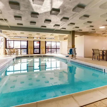 Drury Inn & Suites Marion