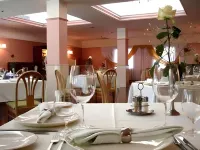 Santa Resort Hotel (Санта Резорт)