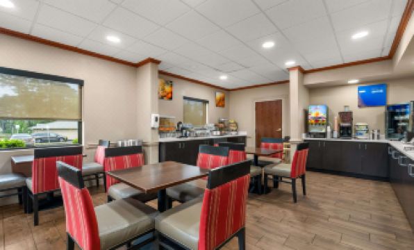 Comfort Inn & Suites Chipley I-10